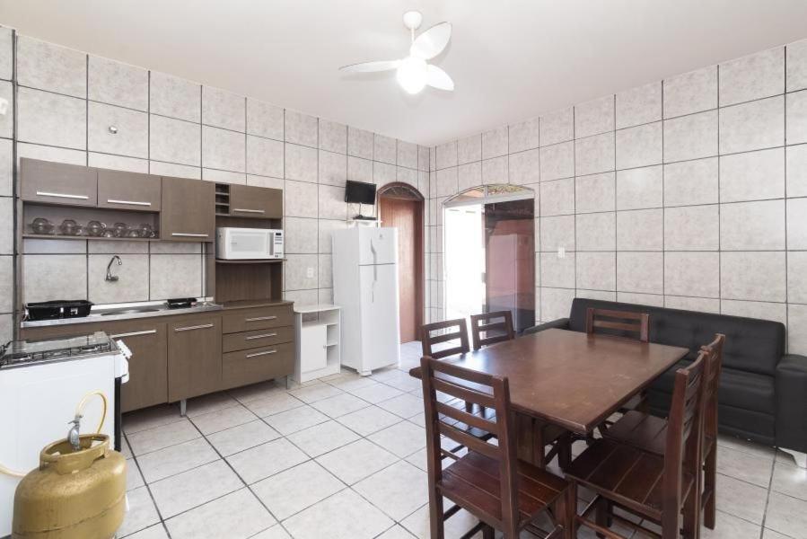 Residencial Ipe Amarelo Apartment Bombinhas Ngoại thất bức ảnh